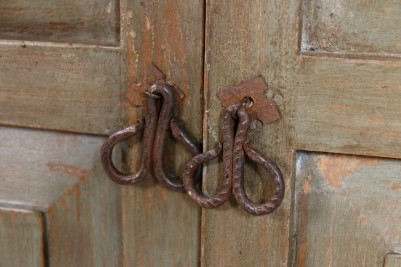 large-hall-shoe-cupboard-handle